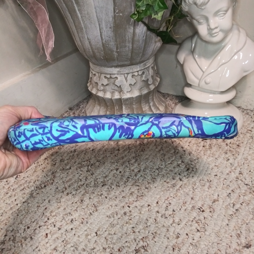 Lily Pulitzer Blue Pineapple & Floral Print Tech Pouch - Picture 6 of 9